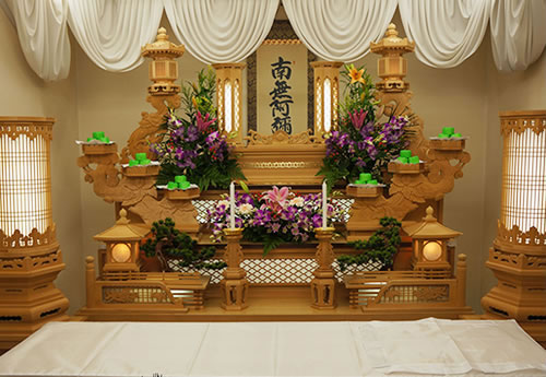 花力白木祭壇一例